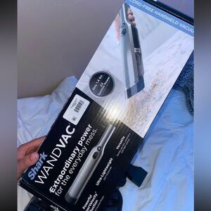 Shark Cord-Free Handheld Vacuum